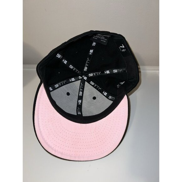New Era MLB NY Yankees 59Fifty Black Rose Embroidered Fitted Hat Sz 7 3/8 - Picture 7 of 10